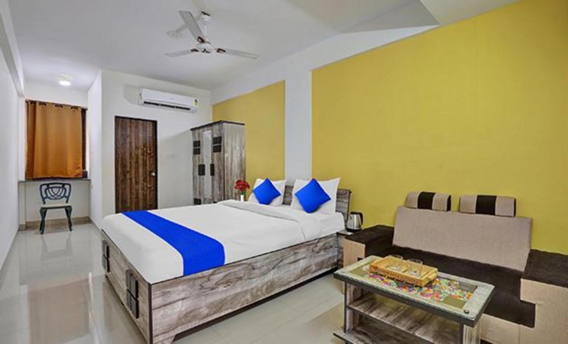 Fabhotel Relax Гандинагар Екстериор снимка
