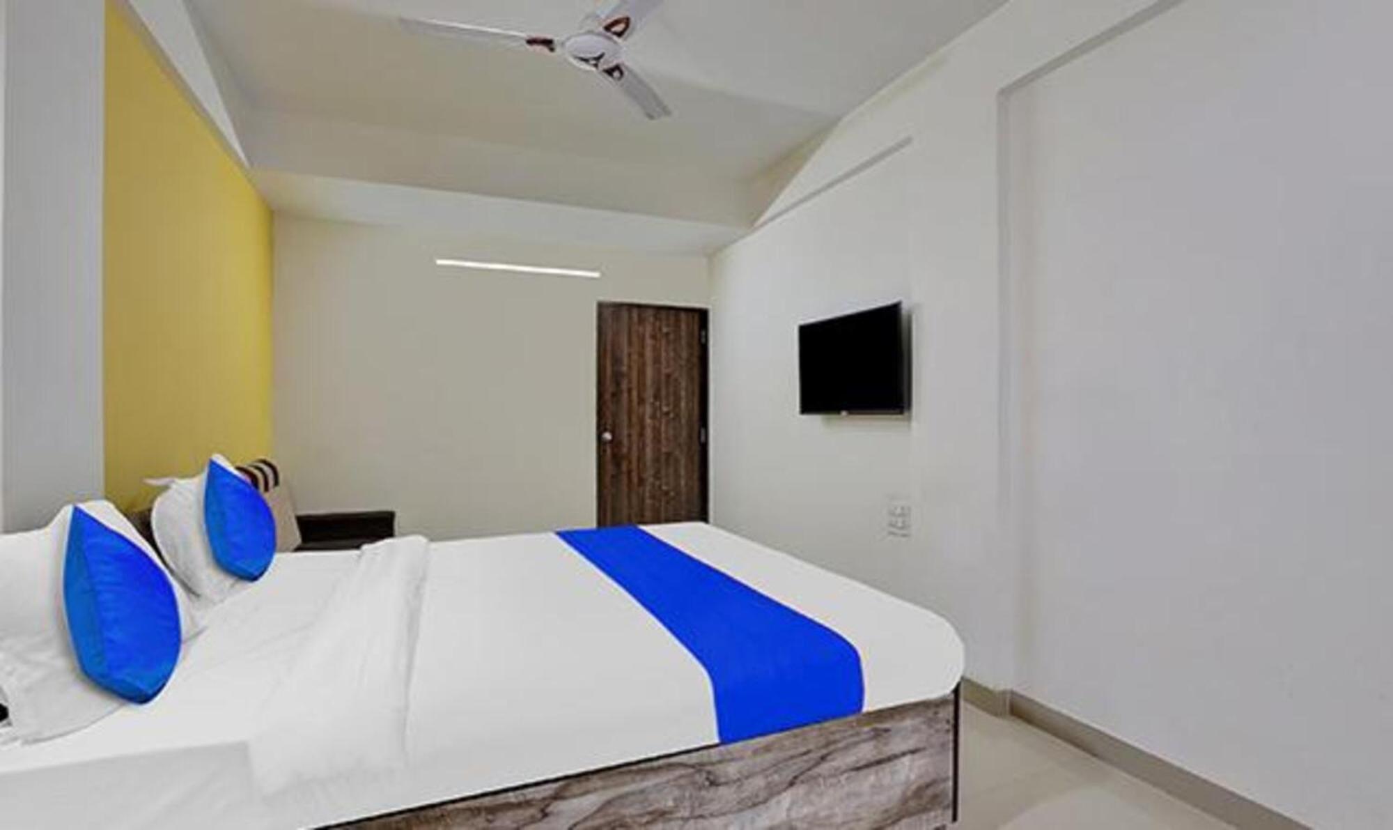 Fabhotel Relax Гандинагар Екстериор снимка